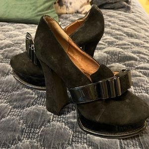Jeffrey Campbel suede and patten leather heels!